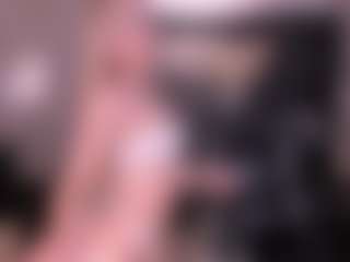 Live cam show with Juanita Clay - Blonde Hair College on Camsoda