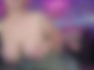 LucyAllen4201's Live Sex Cam Show