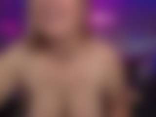 LucyAllen4201's Live Sex Cam Show
