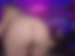 LucyAllen4201's Live Sex Cam Show