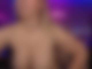 LucyAllen4201's Live Sex Cam Show