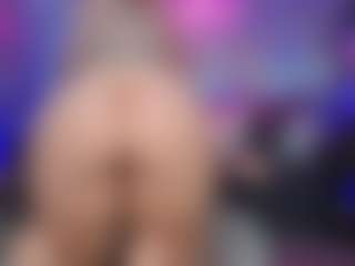 Live cam show with LucyAllen4201 - White on Camsoda | united states