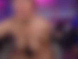 LucyAllen4201's Live Sex Cam Show