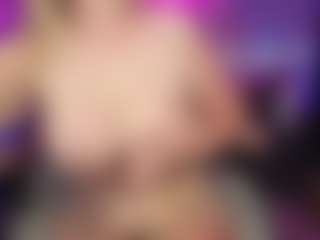 LucyAllen4201's Live Sex Cam Show