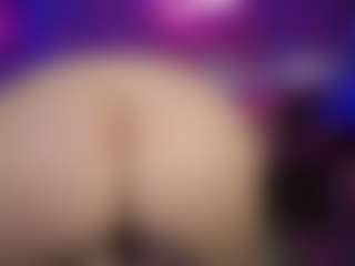 LucyAllen4201's Live Sex Cam Show