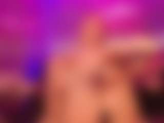 Live cam show with LucyAllen4201 - Big Ass MILF on Camiplay Live