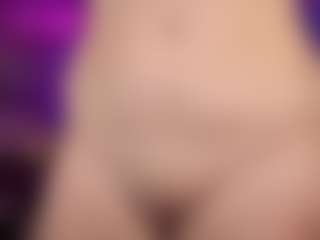 Live cam show with LucyAllen4201 - Bedroom Toys on Camsoda