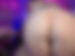 LucyAllen4201's Live Sex Cam Show