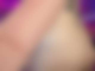 Live cam show with LucyAllen4201 - Strip Lovense on Camsoda