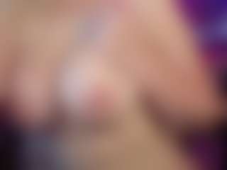 LucyAllen4201's Live Sex Cam Show
