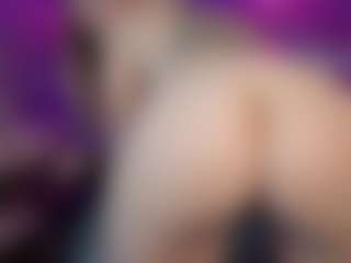 LucyAllen4201's Live Sex Cam Show