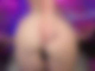 LucyAllen4201's Live Sex Cam Show