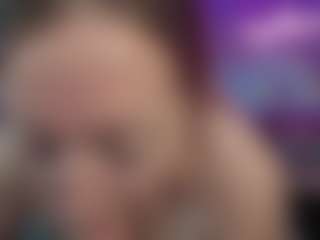 LucyAllen4201's Live Sex Cam Show