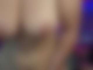 LucyAllen4201's Live Sex Cam Show