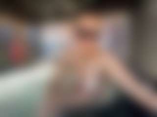LucyAllen4201's Live Sex Cam Show