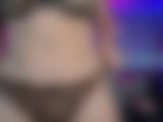 Live cam show with LucyAllen4201 - Master on infinitiblacc.com