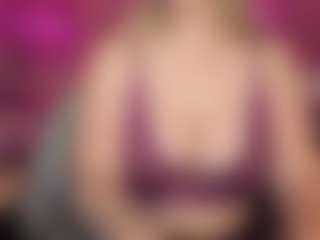 LucyAllen4201's Live Sex Cam Show