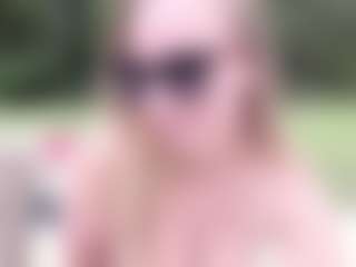 LucyAllen4201's Live Sex Cam Show