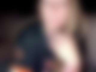 Live cam show with LucyAllen4201 - Blonde Hair Amateur on ObeyMaria