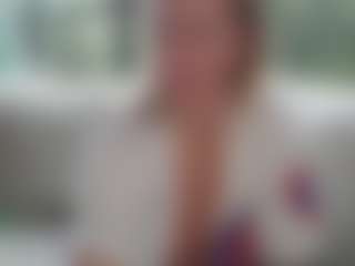 Live cam show with LucyAllen4201 - Shaved Pussy on EXY