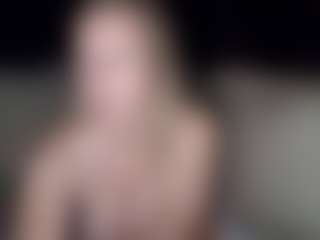 Live cam show with LucyAllen4201 - Gamer Ebony on Milf Play