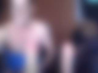 MarcbcnxXx and LiaSweet's Live Sex Cam Show