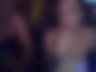 MarcbcnxXx and LiaSweet's Live Sex Cam Show