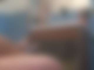 Live cam show with MarcbcnxXx and LiaSweet - Tease on Camiplay Live