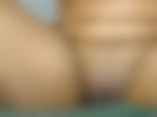 choco-milf's Live Sex Cam Show