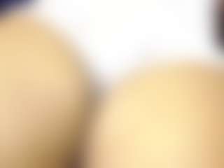 choco-milf's Live Sex Cam Show