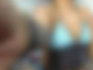 choco-milf's Live Sex Cam Show