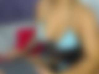 choco-milf's Live Sex Cam Show