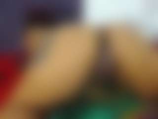Live cam show with choco-milf - Handjob on Camsoda