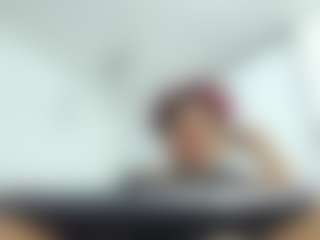Live cam show with choco-milf - Handjob on Camsoda
