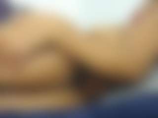 choco-milf's Live Sex Cam Show
