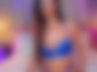 Live cam show with NicolleStark - Fingering on Camsoda