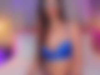 Live cam show with NicolleStark - Fingering on Fit Hotties