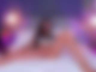 Live cam show with NicolleStark - Vr on xDating