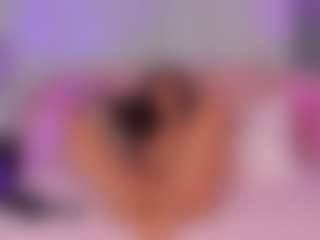Live cam show with NicolleStark - Spank on Dare Cams