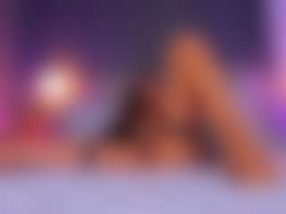 Live cam show with NicolleStark - Twerk on Camsoda