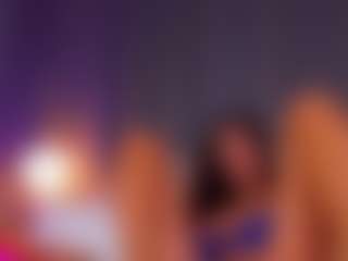 Spettacolo in cam dal vivo con NicolleStark - Fingers su Camsoda