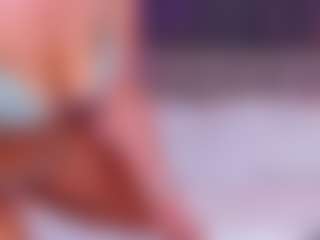 Live cam show with NicolleStark - Handjob on Soda Cam