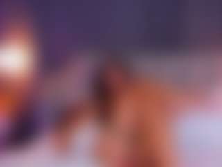 Live cam show with NicolleStark - Bedroom on intimatelivegirls.com