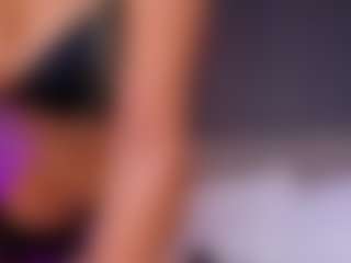 Live cam show with NicolleStark - Big Tits on live.xbliss.ai