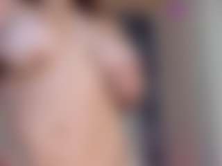 Adele-CruzzH's Live Sex Cam Show