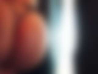 Live cam show with MesmErisse - Blonde Hair Dildo on Mixed Magazine Live