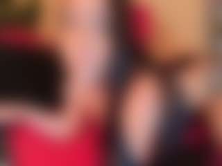 Live cam show with Marcela Davila - Dildo on CamSextacy