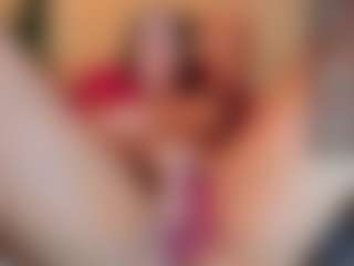Live cam show with Marcela Davila - Spank on Dolls Live