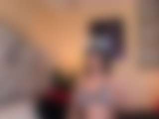 Live cam show with Marcela Davila - Big Tits on Mixed Magazine Live