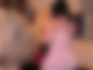 Live cam show with Marcela Davila - Shaved Pussy on TottyGirls